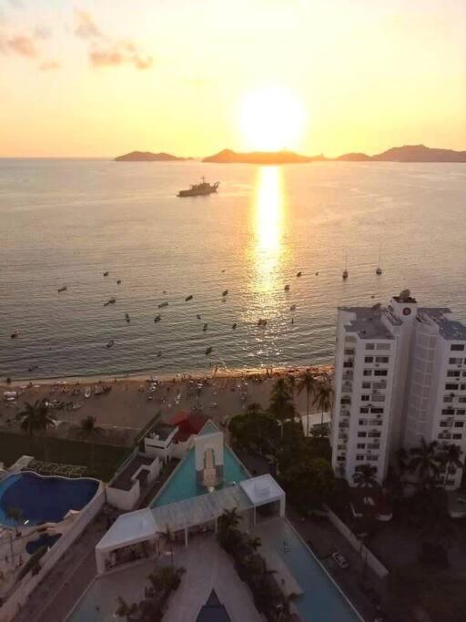 Appartamento Departamento Frente A La Bahia Acapulco Esterno foto